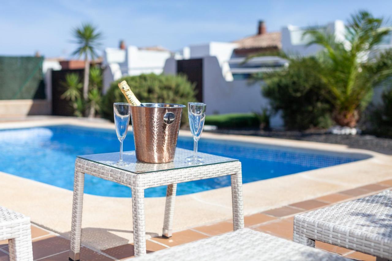 Villa Zafiro 13 Golf Private Pool Caleta De Fuste By Holidays Home Eksteriør bilde